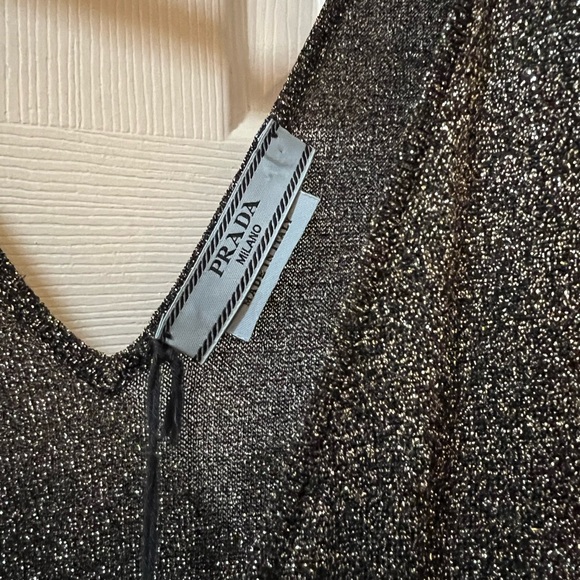 *NEW* with tags, Beautiful Silver metallic Prada dress in size EU42 (US 10-12) - Picture 2 of 3